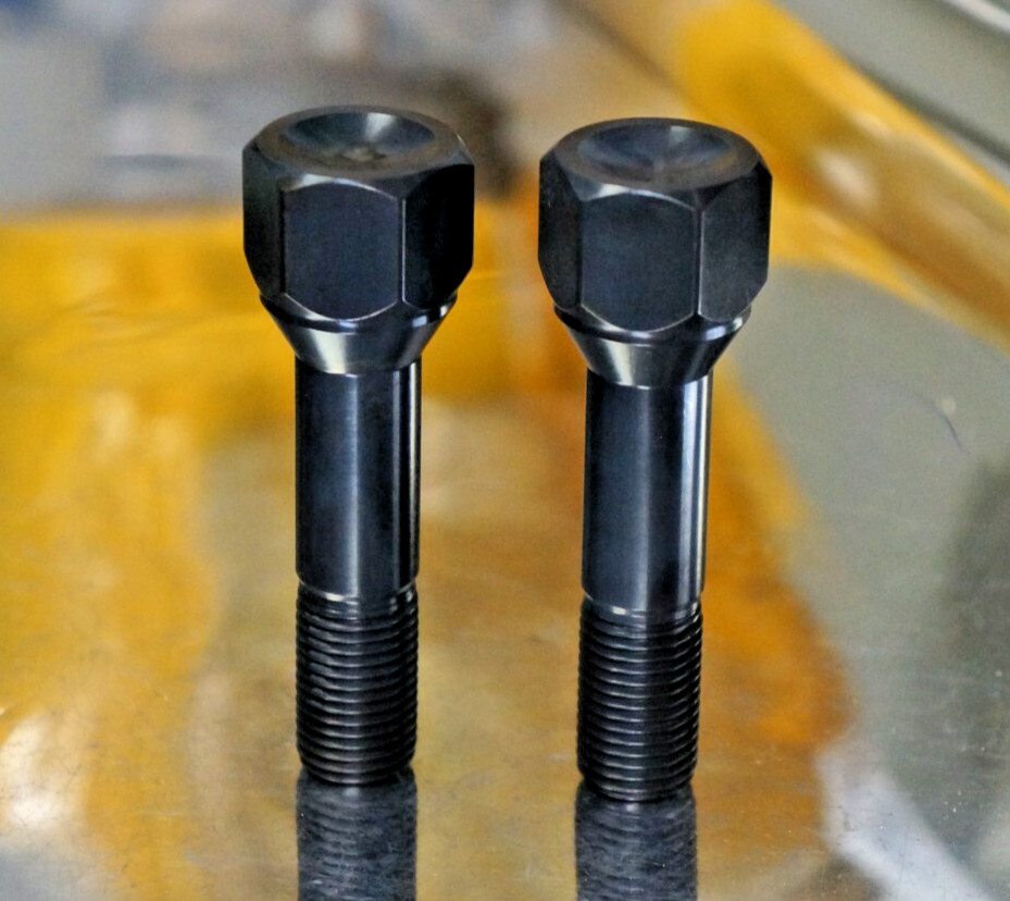 10pack set Ferrari Black Titanium Lug Bolt 14x1.5 HEX22 52mm