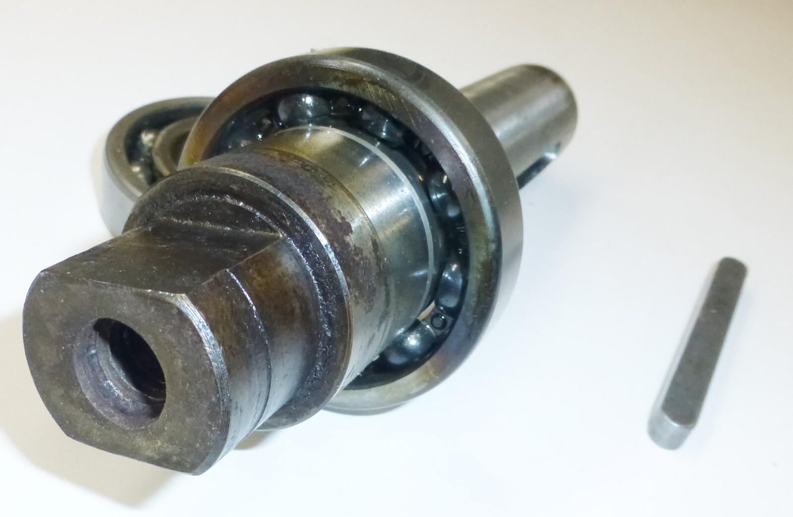 IMET Record 315/350 cold saw parts main shaft with key and bearings eBay