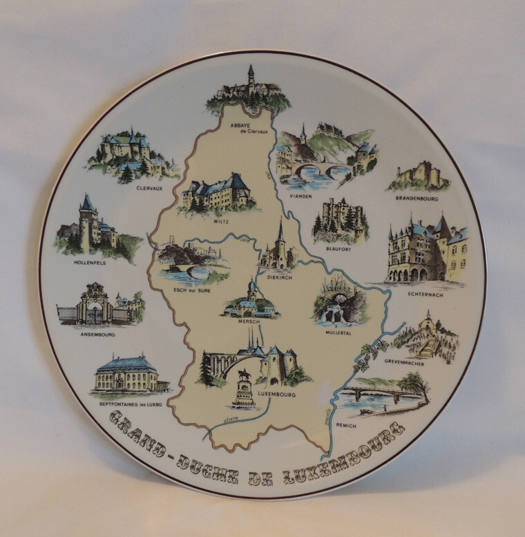 Vintage VILLEROY & BOCH Decorative 10.25" Map Plate.. Souvenir