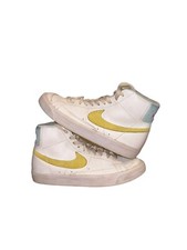 Girls Nike Blazer Mid 77 White Light Zitron High Top Shoes Size 6.5Y