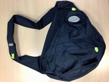 Borsa zaino monospalla inglesina nei colori blu e grigio