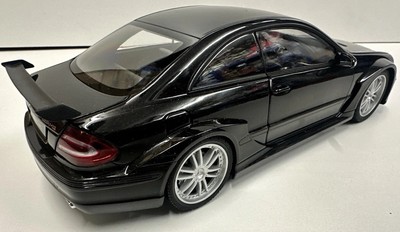 Kyosho 1/18 Diecast Model Car - Mercedes Benz CLK DTM AMG Coupe