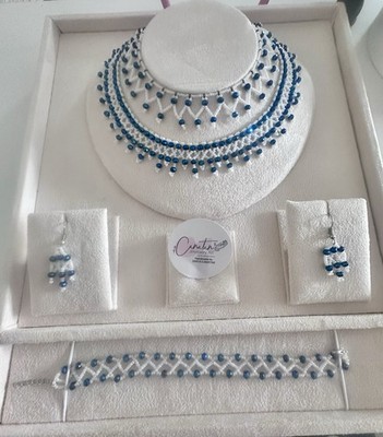 Handgefertigtes blau & weiß Perlen Armband elegant & stilvoll Schmuckset Geschenkidee