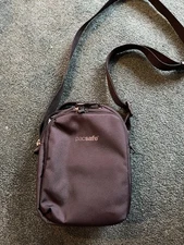 Pacsafe V Crossbody Companion 