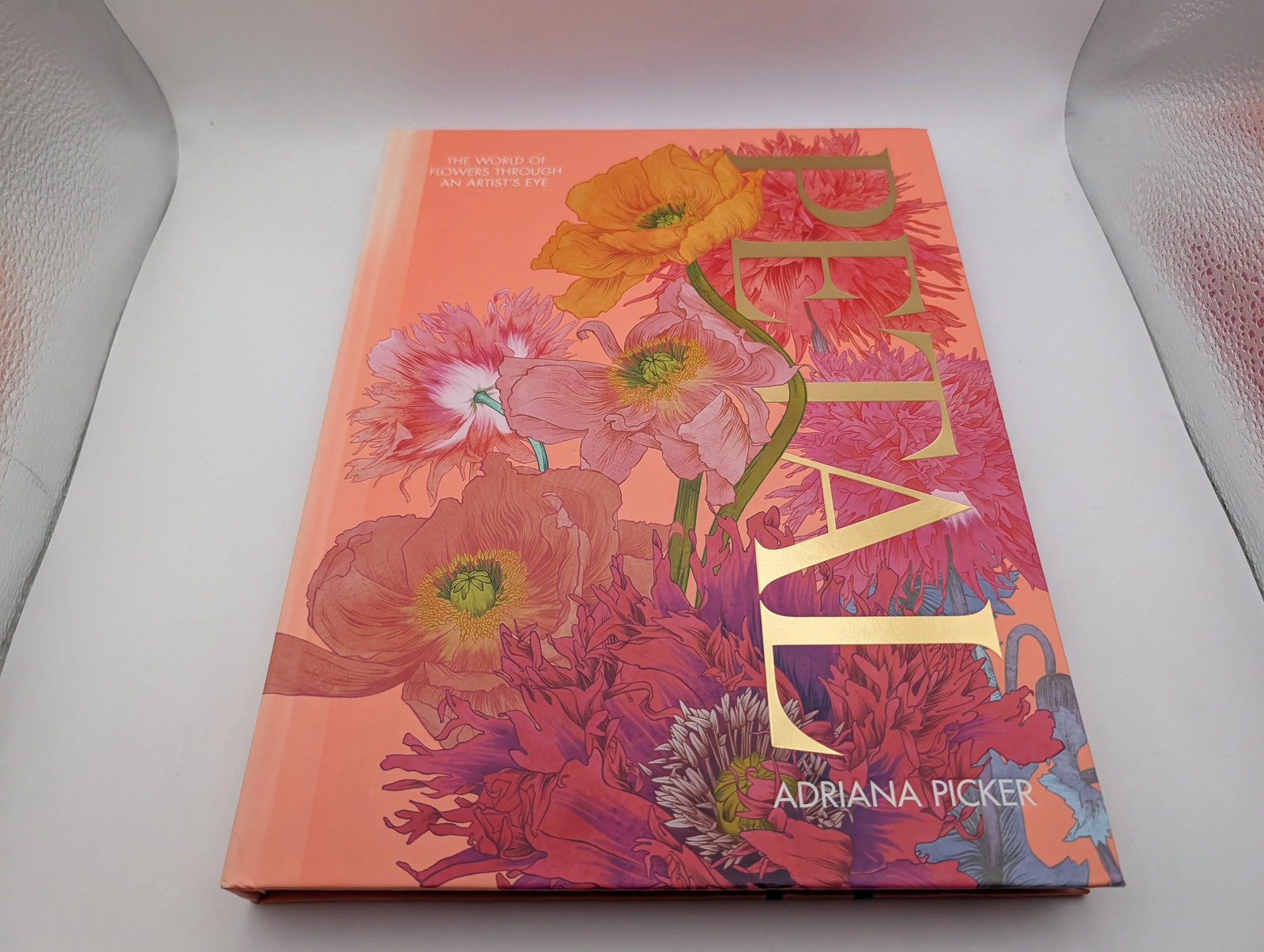 Petal: A World of Flowers Through the Artist's Eye