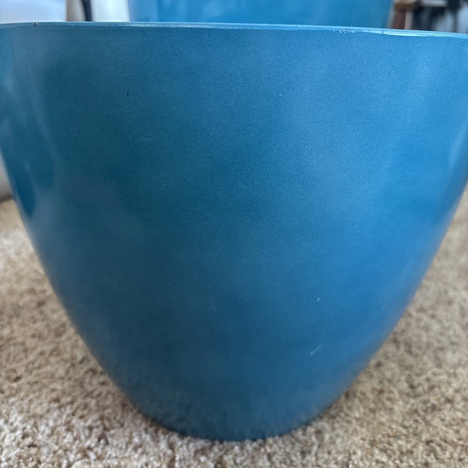 Conjunto de 4 vasos de flores de plástico azul Allen And Roth - Imagem 3 de 3