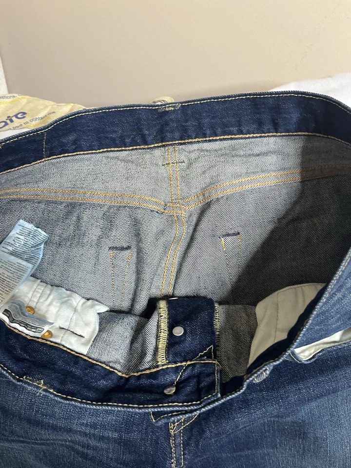 Levis Jeans Mens 36x34 Blue 501 XX Straight Fit Button Fly Dark Wash Denim - Image 4 of 4