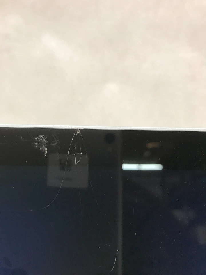 Microsoft Surface Pro 5 1796 i7 8GB RAM 256GB SSD Windows 11 *READ DESC* - -DW - Image 2 of 4