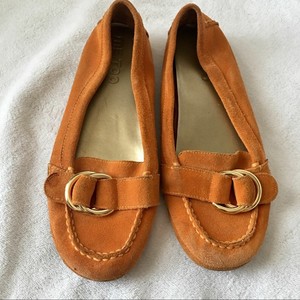 driving shoes near me