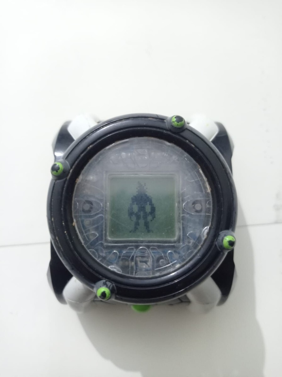 ben 10 omnitrix Deluxe FX 2007 Watch And Omnitrix Illuminator | eBay