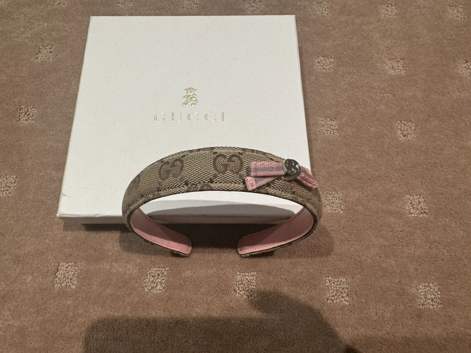 GUCCI NIÑAS GG DIADEMA EXCELENTE ESTADO USADA UNA VEZ Foto 3 de 4