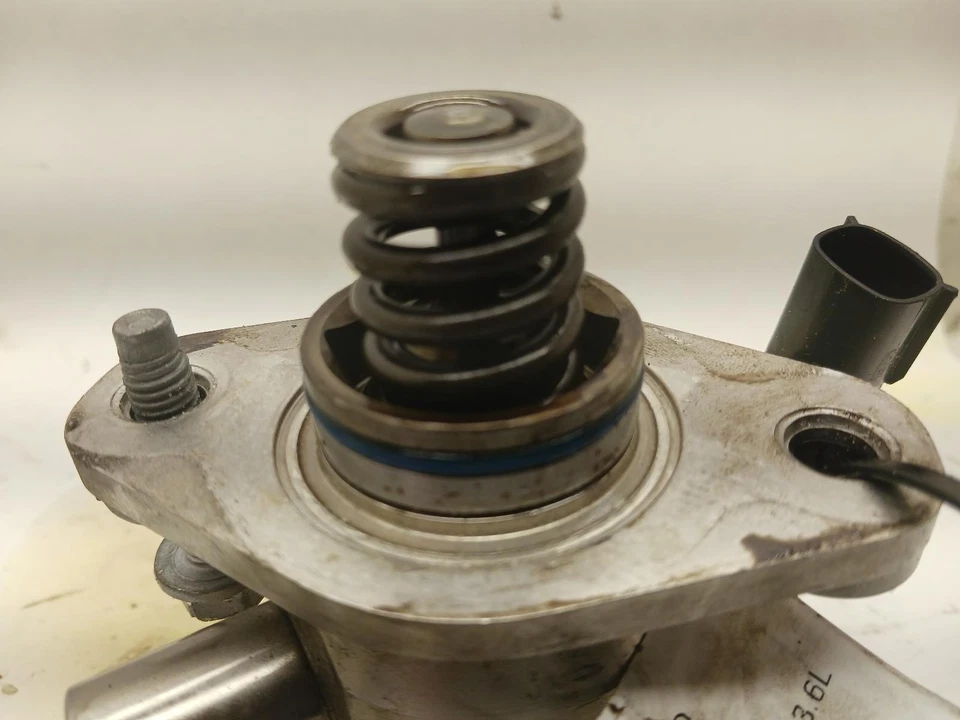 '17-'22 CHEVROLET COLORADO Fuel injection pump 3.6L OEM 6 Month Wnty! - Image 4 of 4