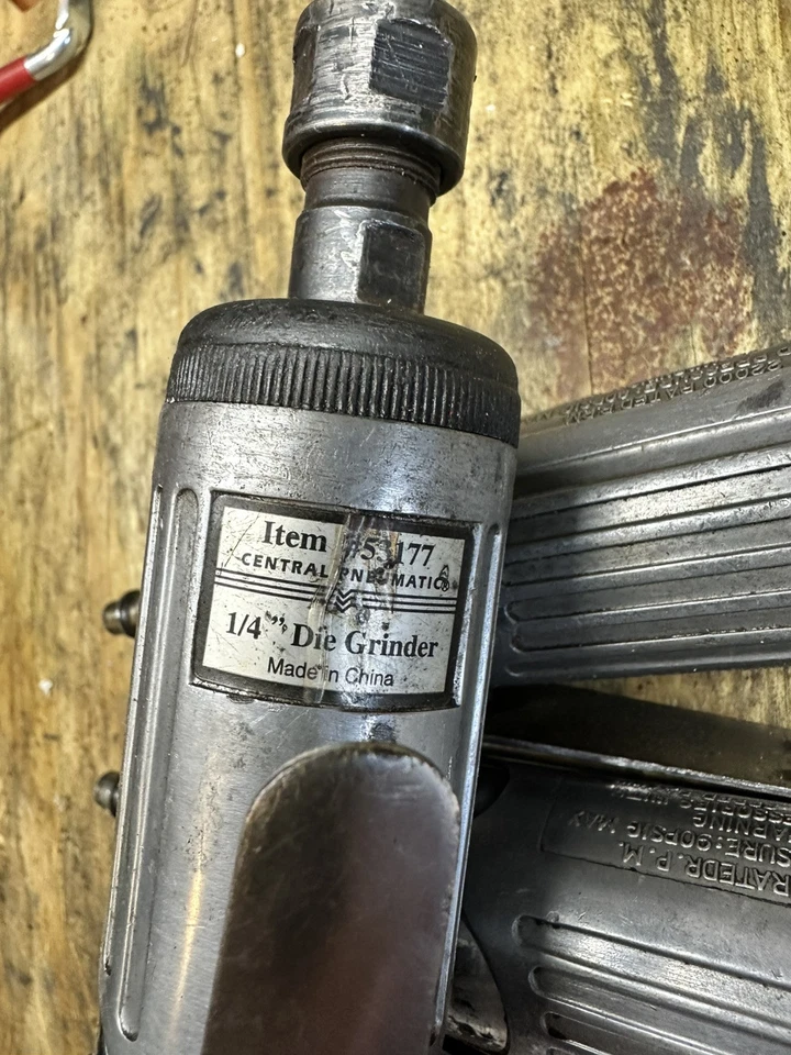"Amoladora de troqueles neumática central de 1,4"" no funciona" Foto 3 de 4