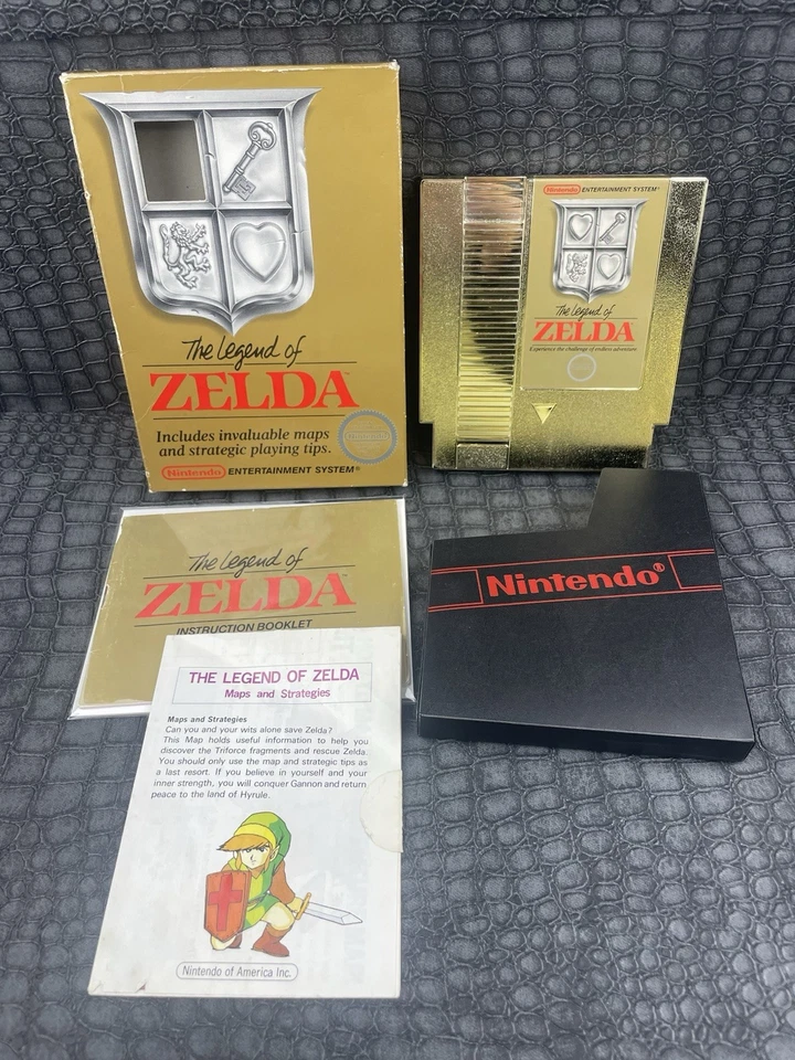 Nintendo NES Legend of Zelda CIB 5 Screw 2nd Print Tips & Tactics StrategyGuide  - Image 2 of 4