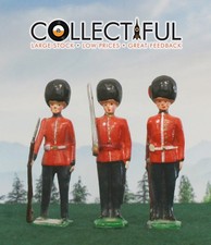BRITISH ROYAL GUARD SOLDIERS - LEAD FIGURES X3 - BRITAINS SIZE   1015