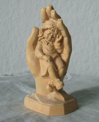 SCHLAFENDES KIND IN DER HAND - HOLZ - WIE NEU - 10 cm