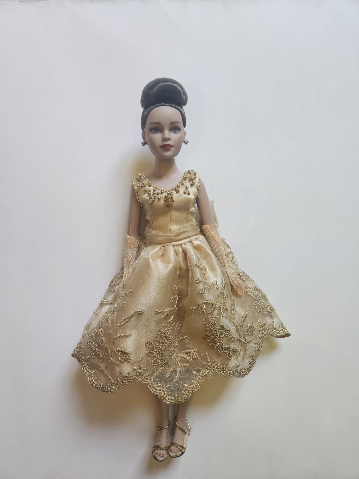 Tonner Tiny Kitty Collier Gold Dress Doll