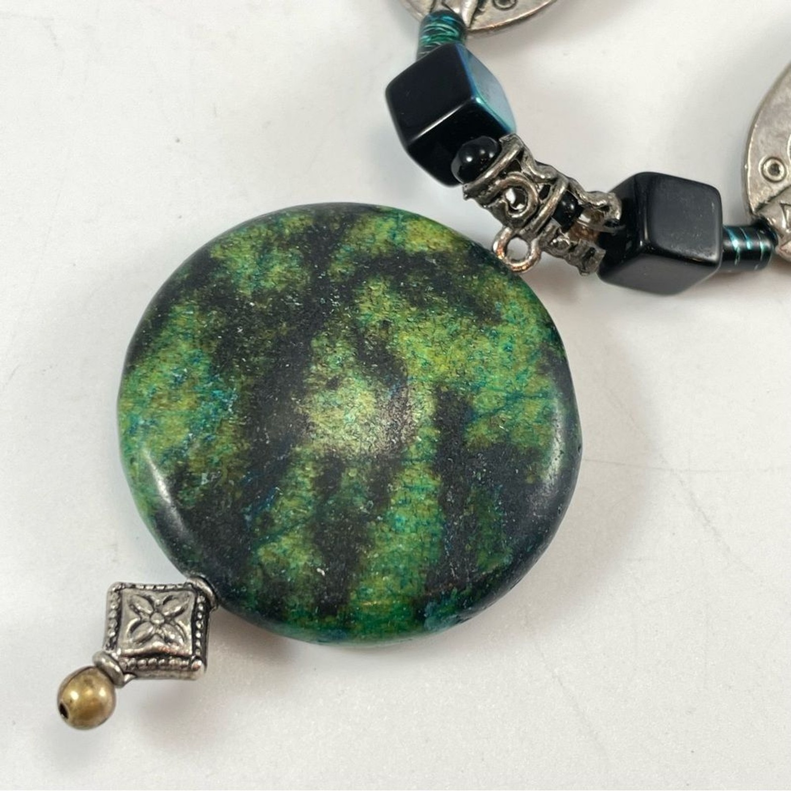 Stunning Unsigned Chrysocolla and Serpentine Gems… - image 2
