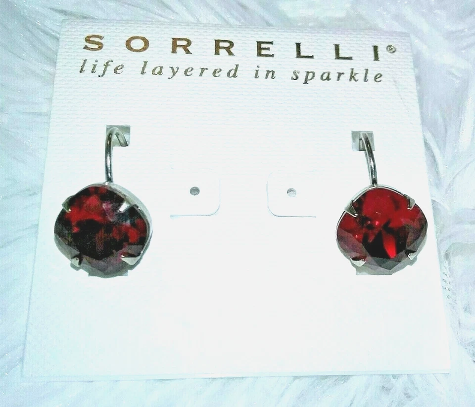 *NUEVO* Y *RETIRADO* ~ Sorrelli ~ "ROJO - SIAM " ~ Gota Corte Cojín ~ PENDIENTES  Foto 3 de 4
