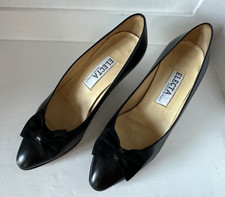 Lovely  Vintage 1990 Leather Pumps with Suede Bow Stacked Heel 7B Made in Italy