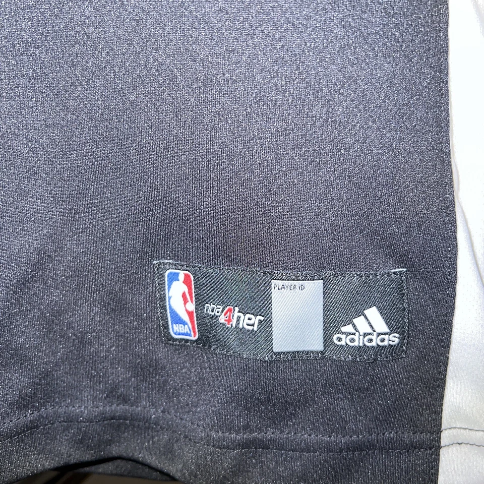 Camiseta Adidas Auténtica Miami Heat Wade 3 Foto 3 de 4