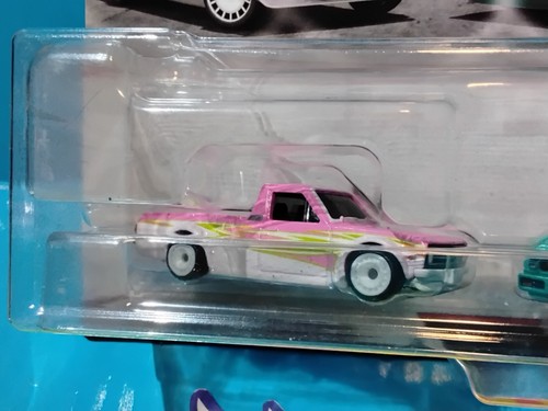 2024 HOT WHEELS CAR CULTURE 2 PACK 1975 DATSUN SUNNY & CUSTOM 93 NISSAN HARDBOY - Picture 3 of 10