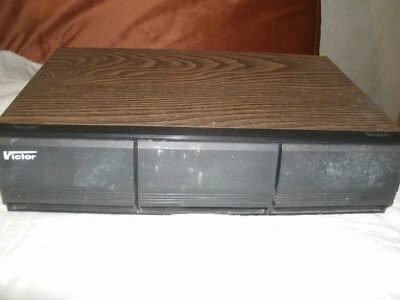 Rangement vintage pour cassettes audio - Photo 1/4
