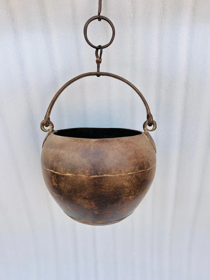 Panela de ferro antiga forjada à mão para plantador de jardim panela de água antiga pendurada Dolchi - Imagem 3 de 4