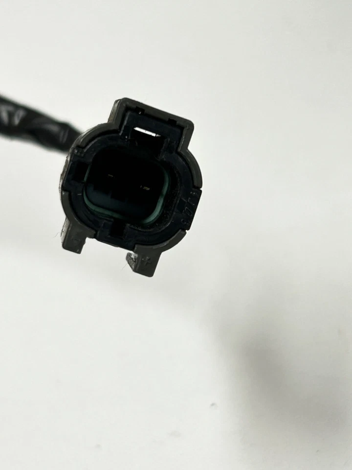 Actuador de cerradura de puerta trasera izquierda Nissan Altima Stanza 1993-1995 82553-79905 (F1) Foto 2 de 4