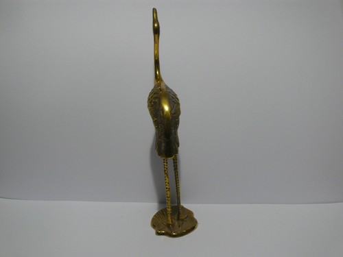 CIGÜEÑA DE LATÓN ALTA DE COLECCIÓN EN LIRIO ALMOHADILLA. - Imagen 4 de 9