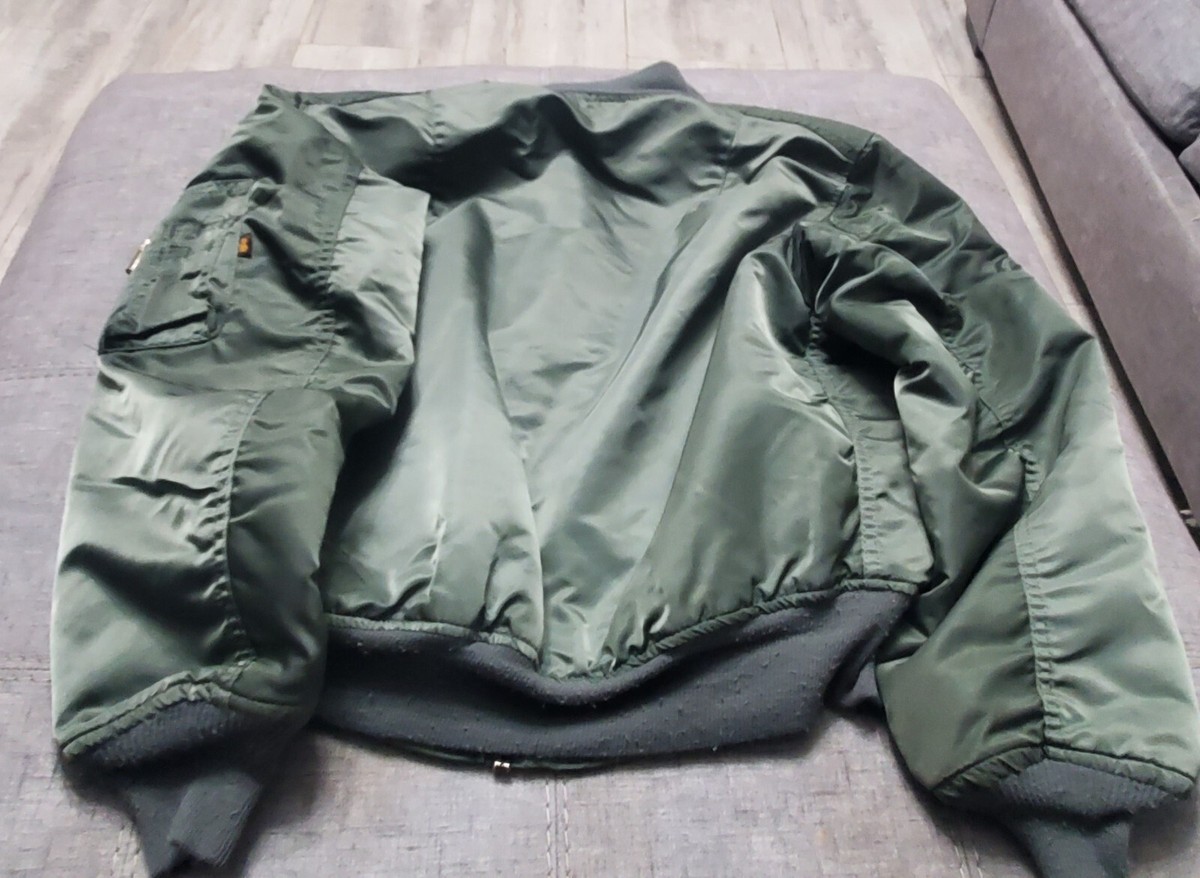 ALPHA 80s MA-1 USA size S 　美品 希少カラー☆80s USA製 ALPHA MA-1 ブラック M D417 - メルカリ