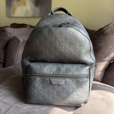 Louis Vuitton Discovery PM Monogram Shadow No...