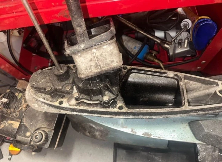 Johnson Evinrude 88 90 115 hp fueraborda V4, 20” unidad inferior caja de cambios pie Foto 4 de 4