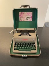 Royal Aristocrat vintage portable typewriter thumbnail