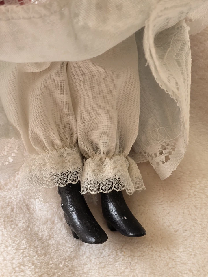 Botas de vestir vintage de porcelana para casa de muñecas rubias 8" encaje rosa China niña Foto 3 de 4