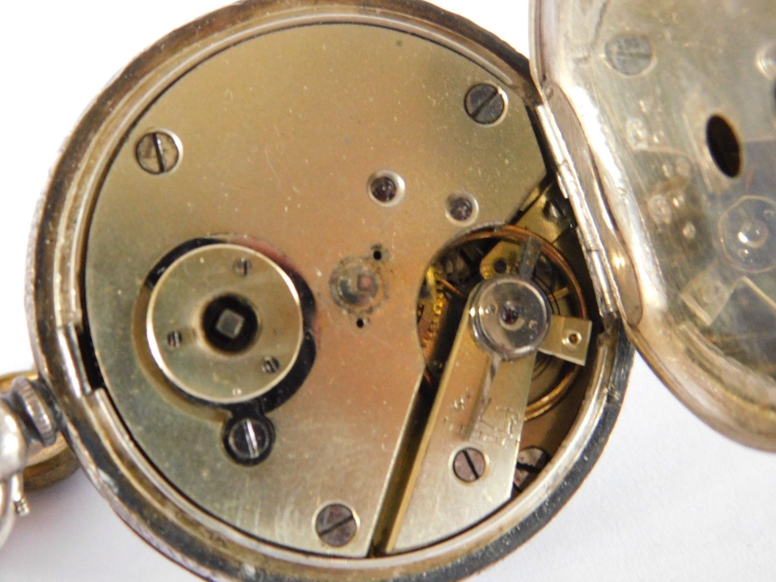 ANTIQUE SOLID SILVER PATTERNED CASE POCKET WATCH - image 12