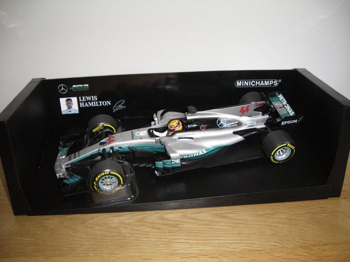 Lewis Hamilton 1:18 Scale Diecast Formula 1 Cars 2017 Vehicle Year