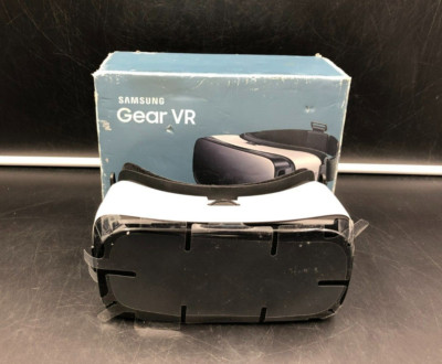 Samsung Gear VR Smartphone VR by Oculus Compatible with Note 5/S6/S6 Edge in Box