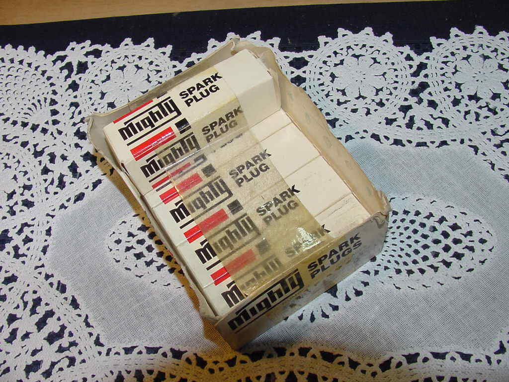 Lot of SIX 6 Vintage Mighty M46R3, Spark Plugs, Copper /Glass Seal NEW IN BOX