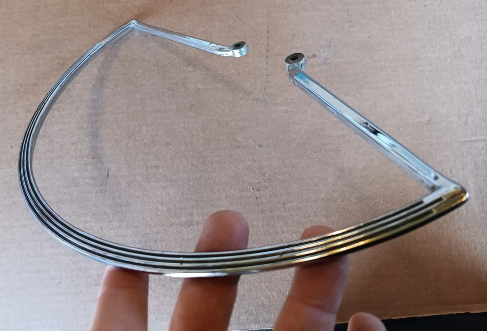 49 50 51 Nash Amb. 600 Statesman Airflyte anel de buzina de volante barra cromada - Imagem 3 de 4