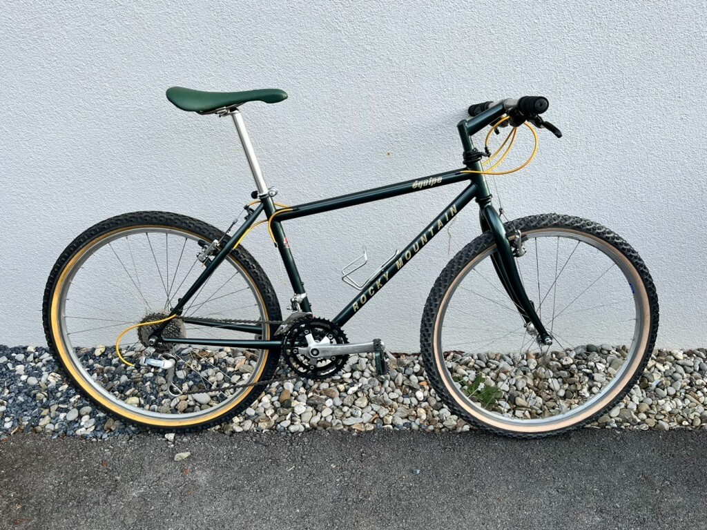 Rocky Mountain Equipe , full XT, Flite, Spinner fork - new paintjob