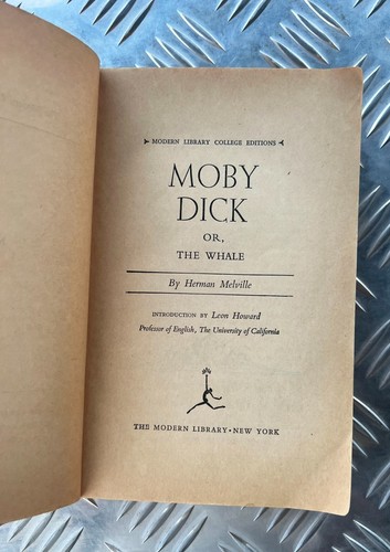 MOBY DICK Herman Melville 1950 BOOK Modern Library College Edition RARE Red Vers - Picture 8 of 8