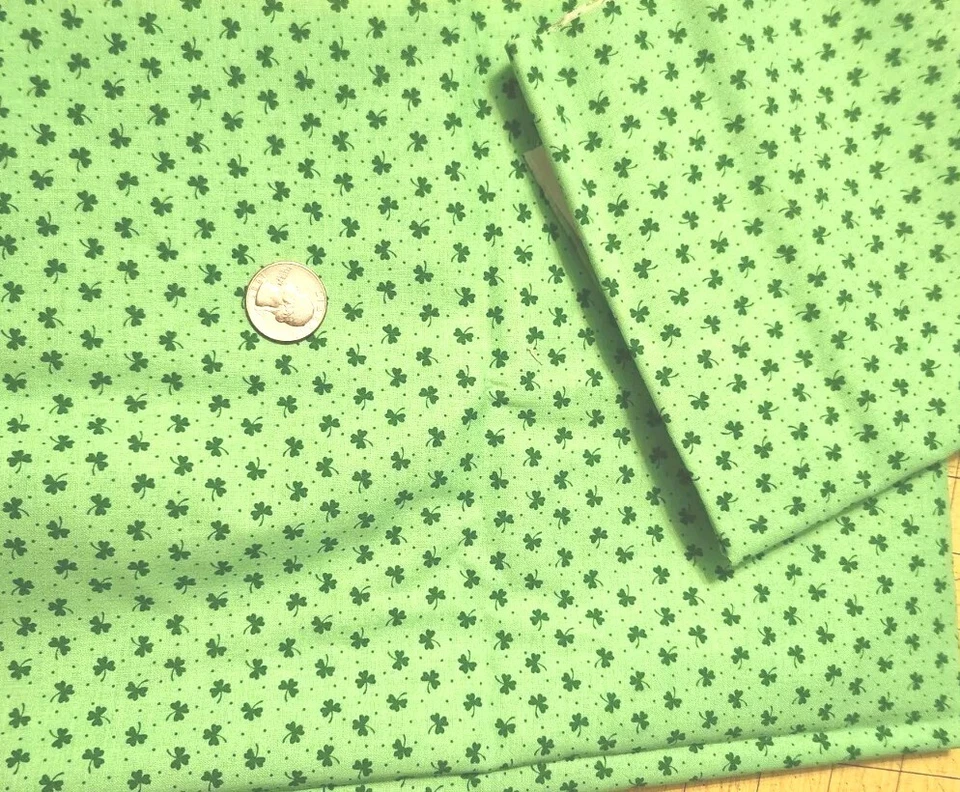 Signature Classics Oakhurst Textiles. Cotton Fabric, 1 Fat Quarter, & 1@24"X20" - Image 2 of 3