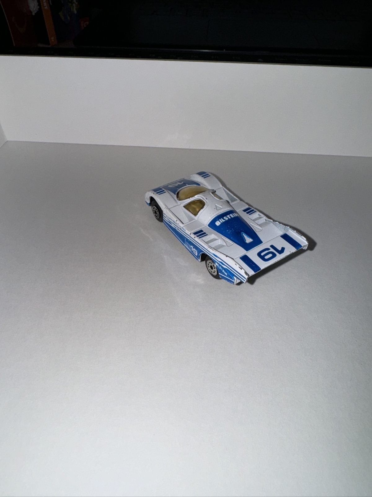 Picture 3 of 8
