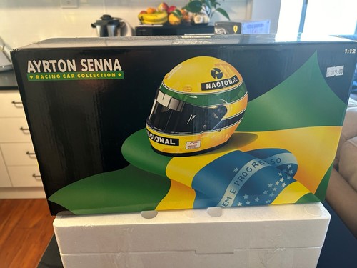 Minichamps Lotus F1 97T '1st GP Win' Portugal GP 1985 - Ayrton Senna 1/12 Scale - Picture 3 of 4