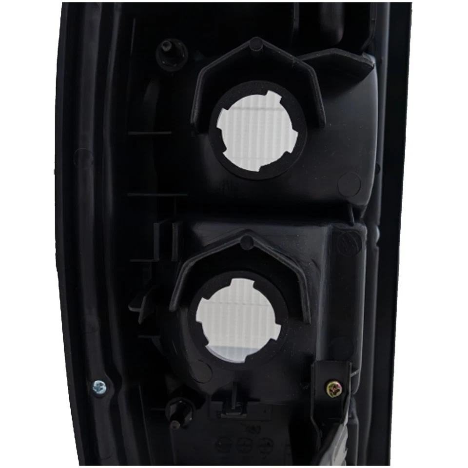 Luz trasera halógena para Nissan Frontier 1998-2000 4x4/2x4 (2,4 L) a 9-99 derecha Foto 4 de 4