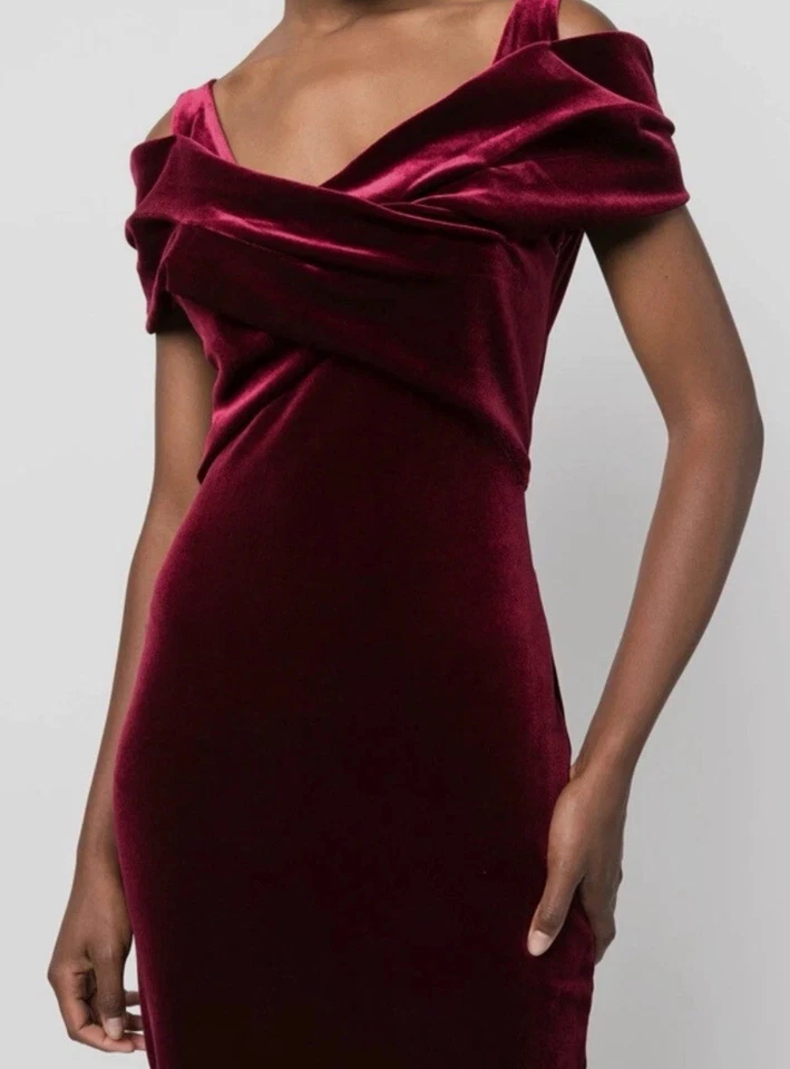 Vestido para mujer Chiara Boni rojo Milenica hombro frío terciopelo talla 6 Foto 3 de 4