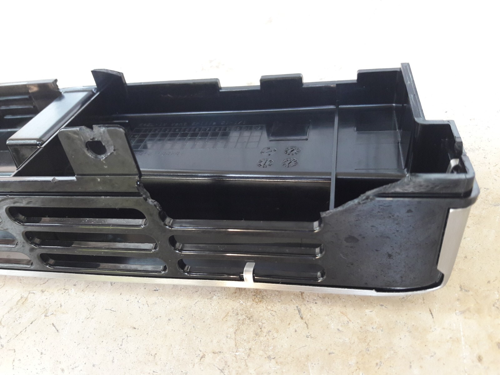 5304481506 FRIGIDAIRE MICROWAVE VENT GRILLE 5304481506 eBay