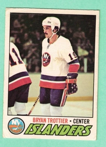 (1) BRYAN TROTTIER 1977-78 O-PEE-CHEE # 105 ISLANDERS 2ND YEAR VG (L4487)