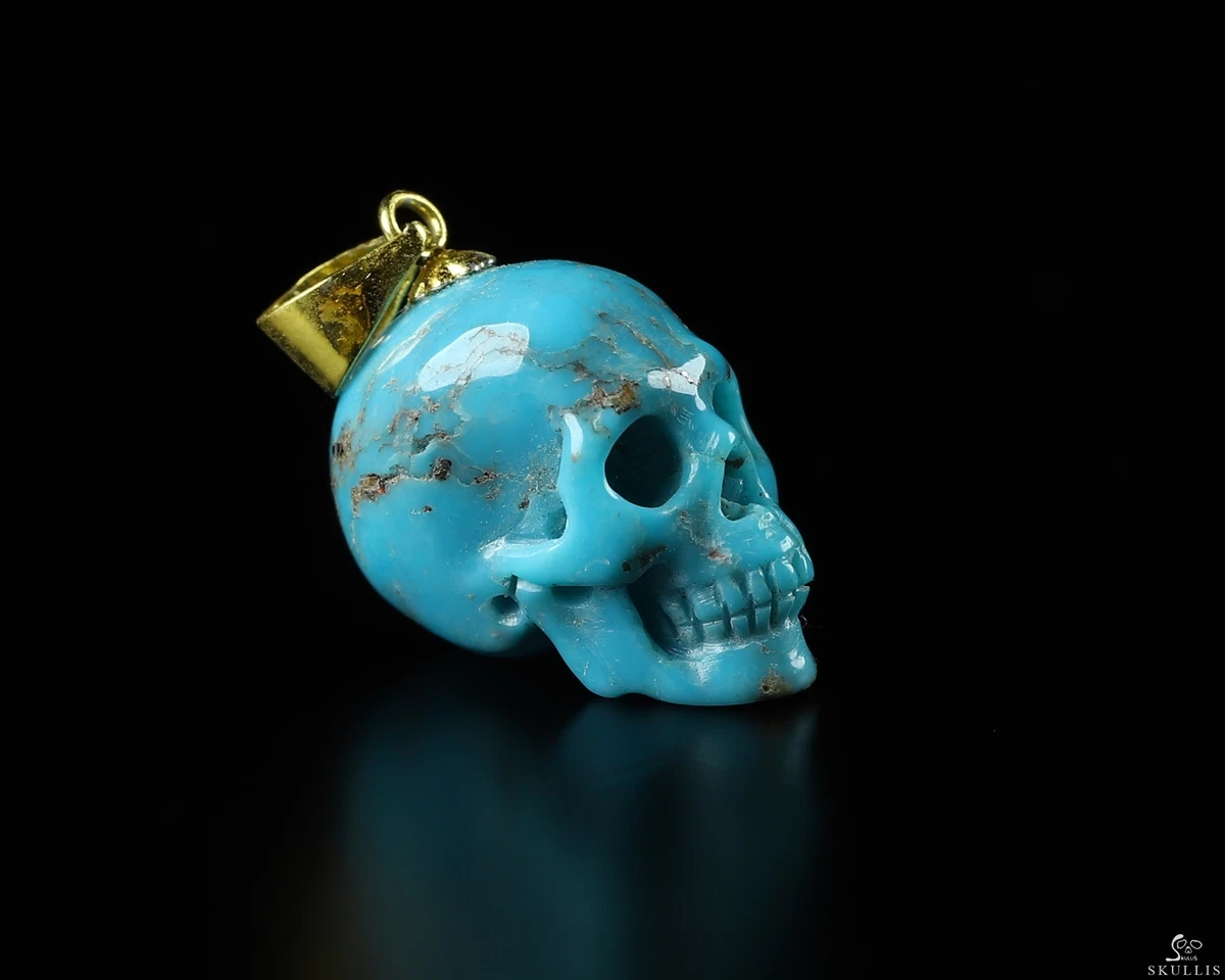 Crystal skull hotsell pendant